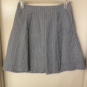 LOFT Seersucker Fit and Flare Cotton Pin Stripes Mini Skirt Petites Size 00P